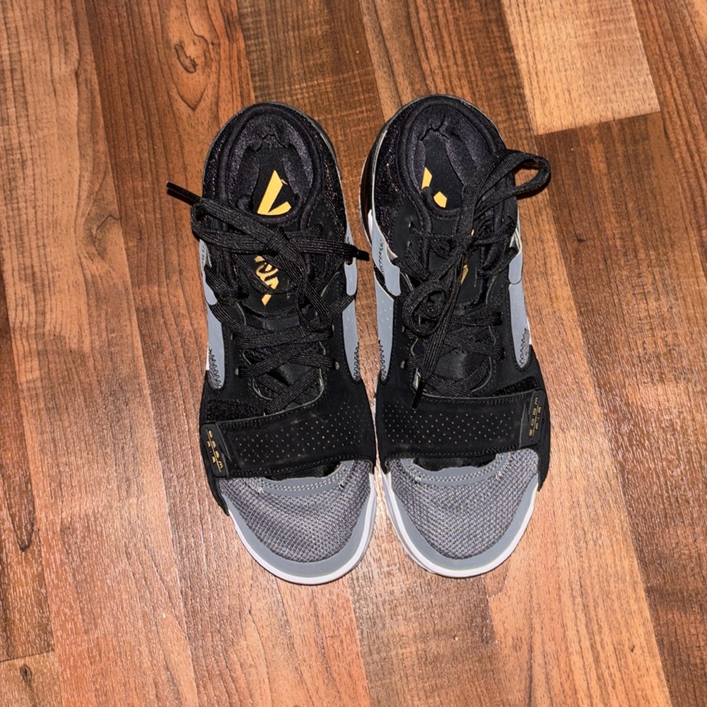 Jordan Zion 2 TB ‘Black Metallic Gold’